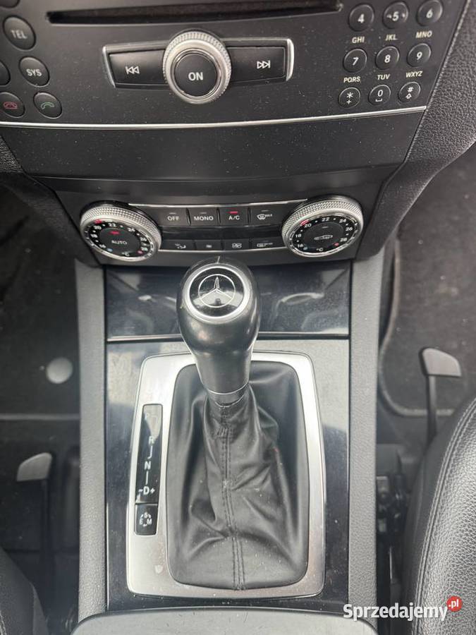 Na sprzedaż Mercedes GLK 220 CDI 4MATIC z 2011 Garbatka-Letnisko