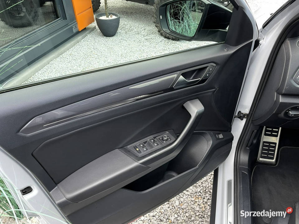 Volkswagen TRoc RLineLED Klima Navi Akt Temp ASR (kontrola trakcji) Bydgoszcz