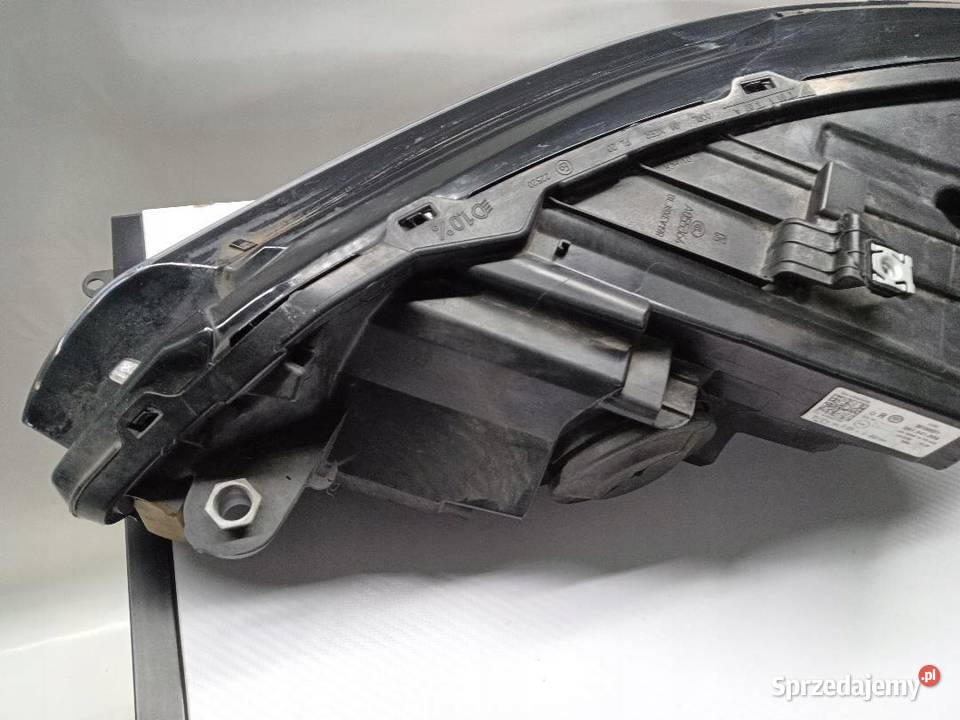 LAMPA PRAWA PRZÓD PRZEDNIA VW GOLF VIII FULL LED osobowe