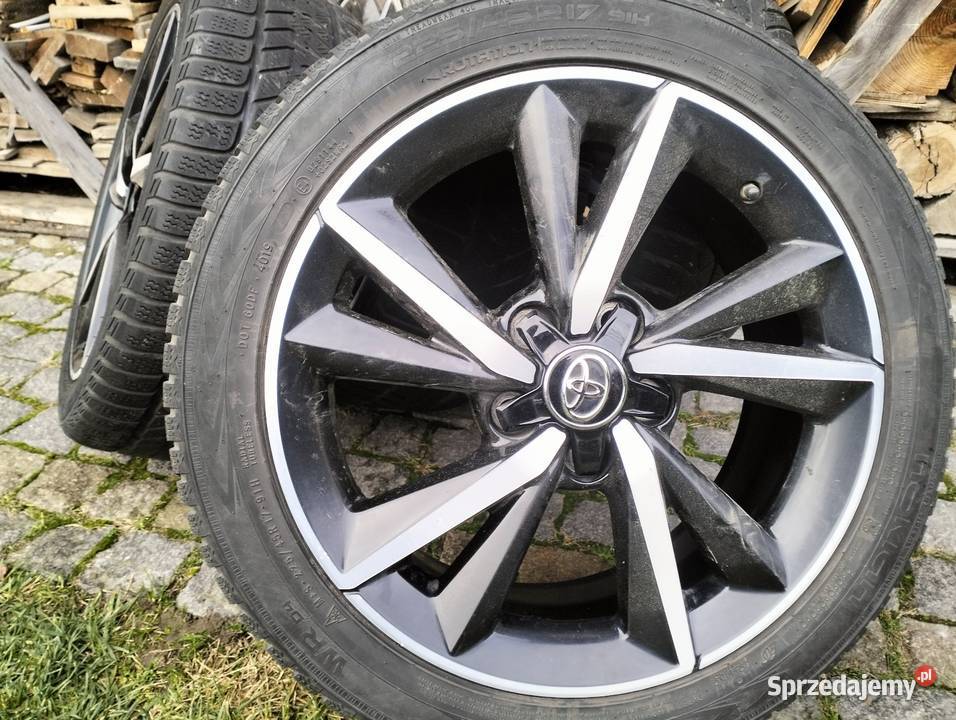 Alufelgi Toyota 17 z oponami zima dolnośląskie Gęsiniec sprzedam