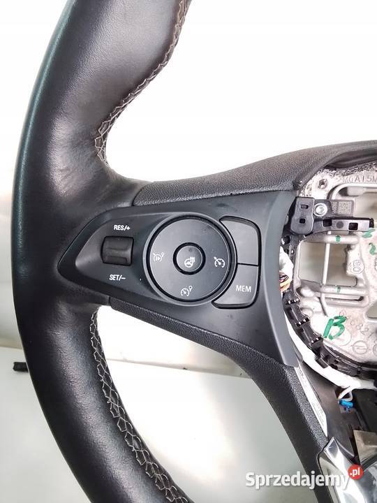 M603 KIEROWNICA GRZANA SKÓRA MULTI OPEL CORSA F
