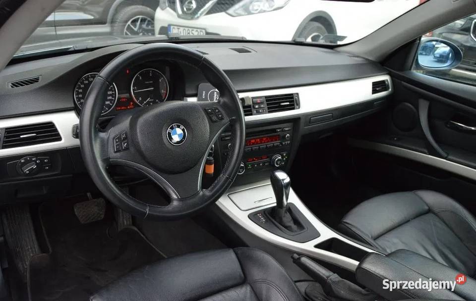 BMW 320d Coupe E92 Automat Skóra Xenon Czujniki nieuszkodzony Seria 3