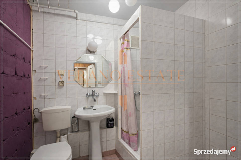 3 pok WKD 1 piętro I do remontu sprzedam