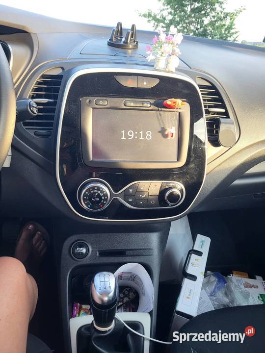 Renault Captur 09 TCe 90 2017 Bogate wyposażenie Gniew