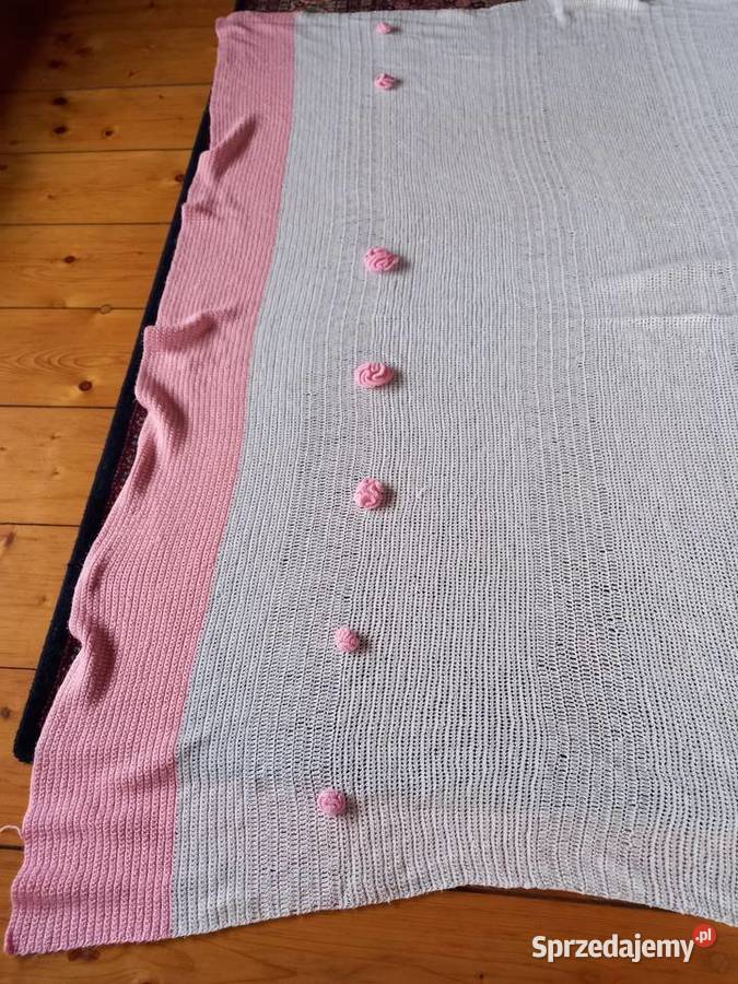 Pled biało różowy robiony na szydełku 195205 Szczyrk sprzedam