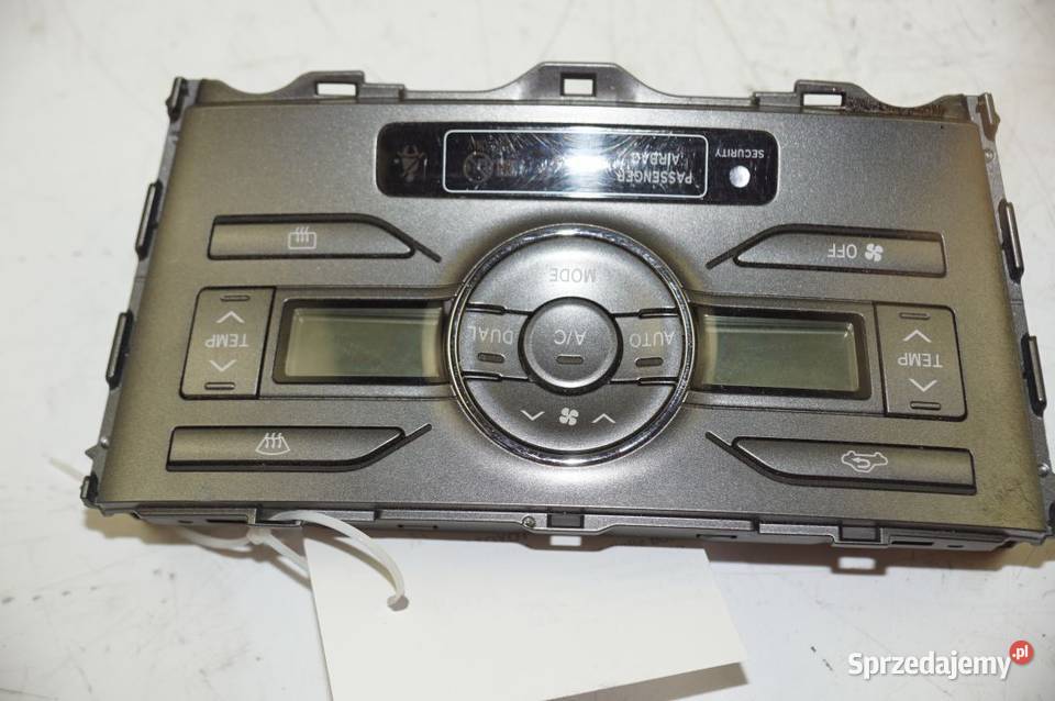 5590002220B AURIS I PANEL KLIMATYZACJI osobowe Lipno sprzedam