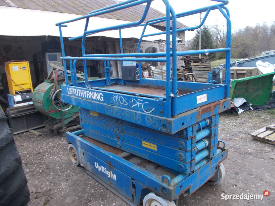 podnośnik nożycowy UP RIGHT X32 zwyżka Karasiewo