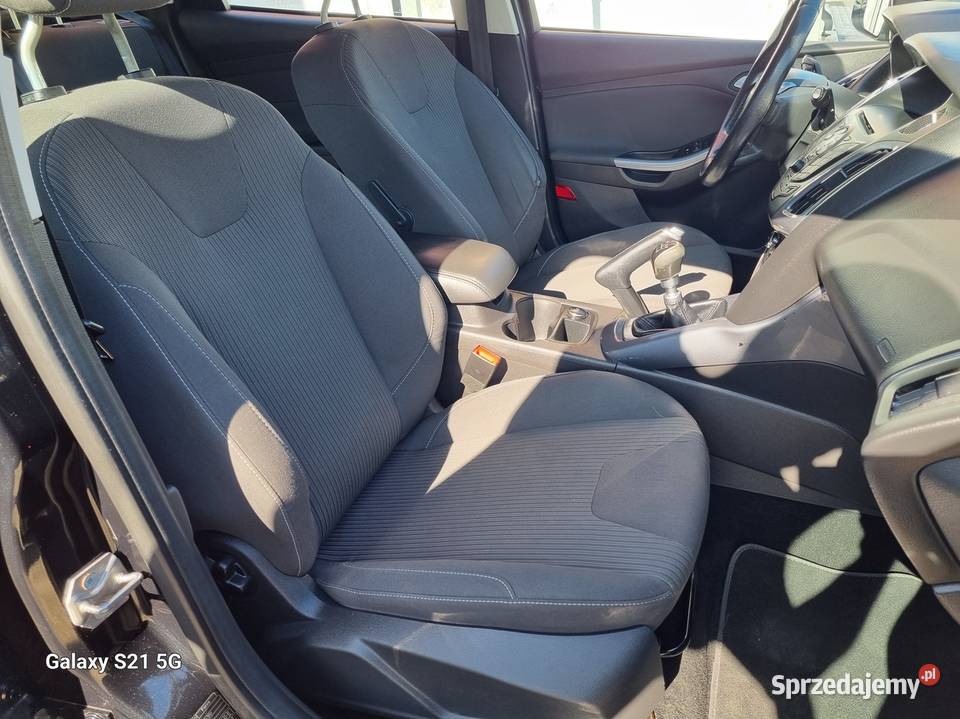 Ford Focus III 16 TDCi 105 nawigacja alufelgi światła przeciwmgielne