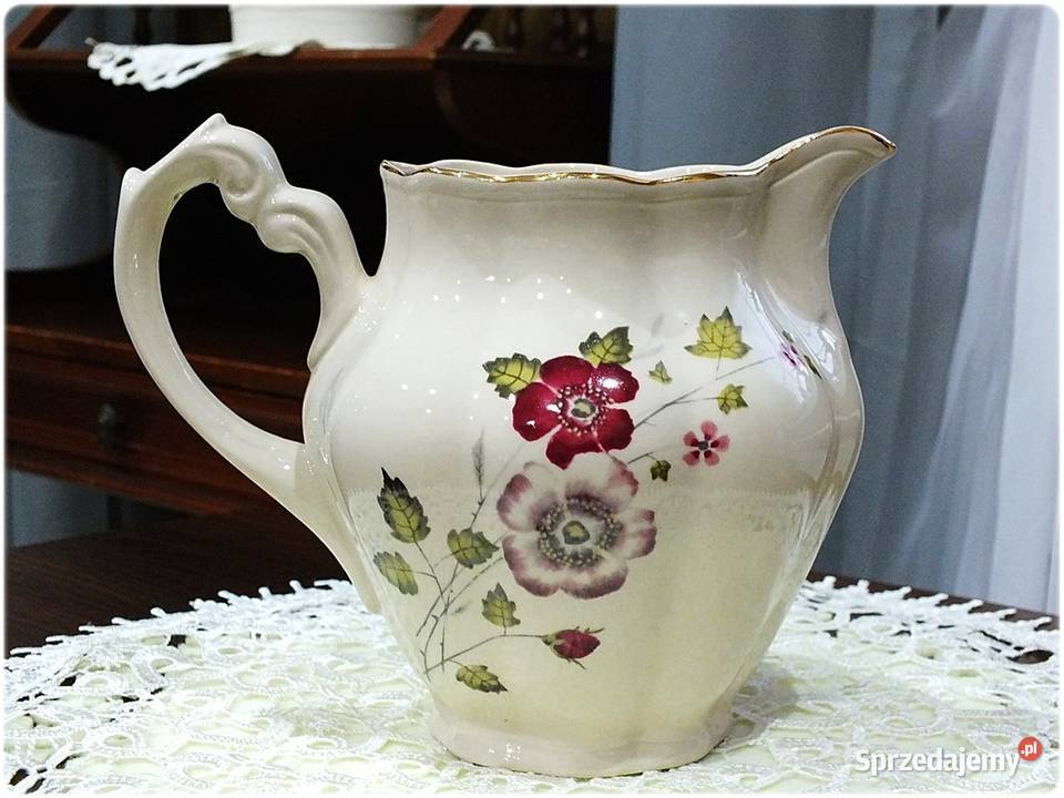 Dzbanek Chodzież Porcelit sygnowany Mlecznik Żary