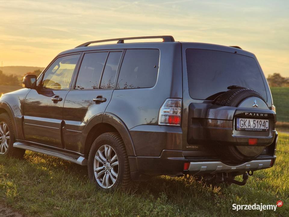 Mitsubishi Pajero IV 32 DID radio Kiełpino