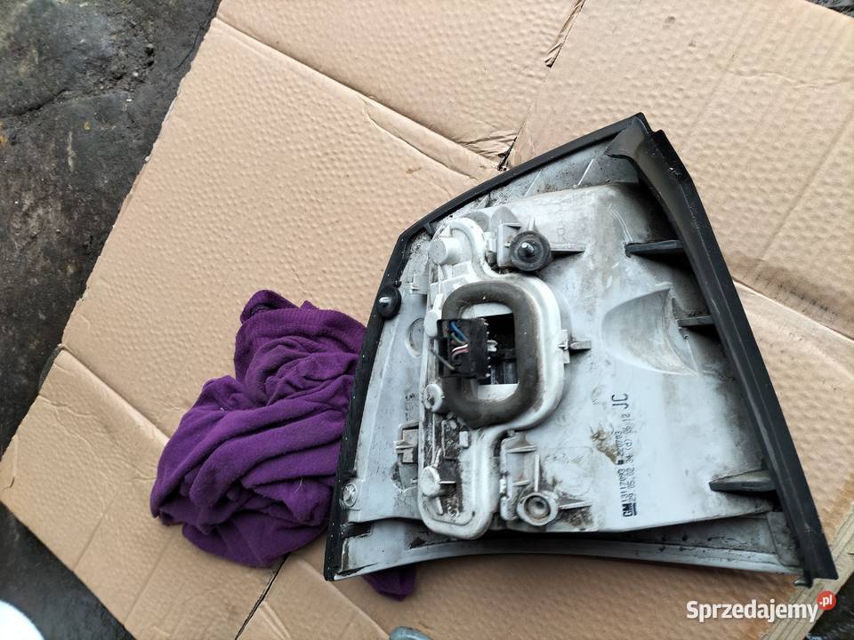 ASTRA G LAMPA TYŁ TYLNA PRAWA ASTRA 2 G 2 Kamień-Kolonia