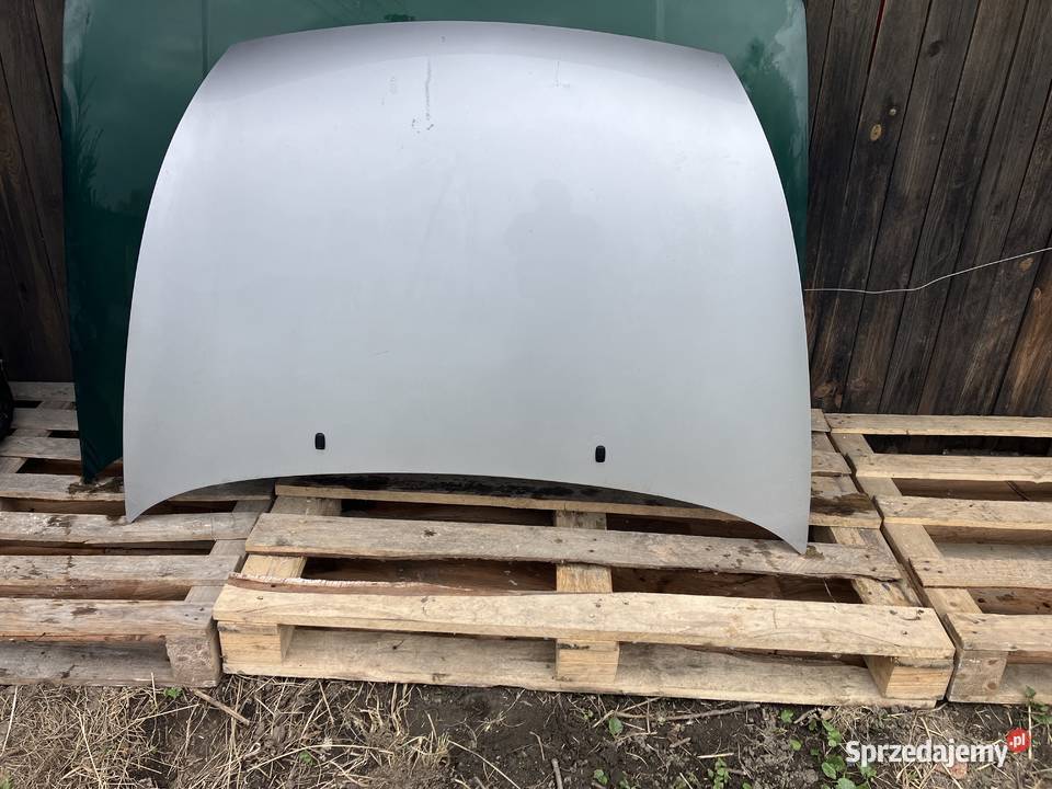 Maska Ford Ka 1 generacji pokrywa silnika Kłodzko