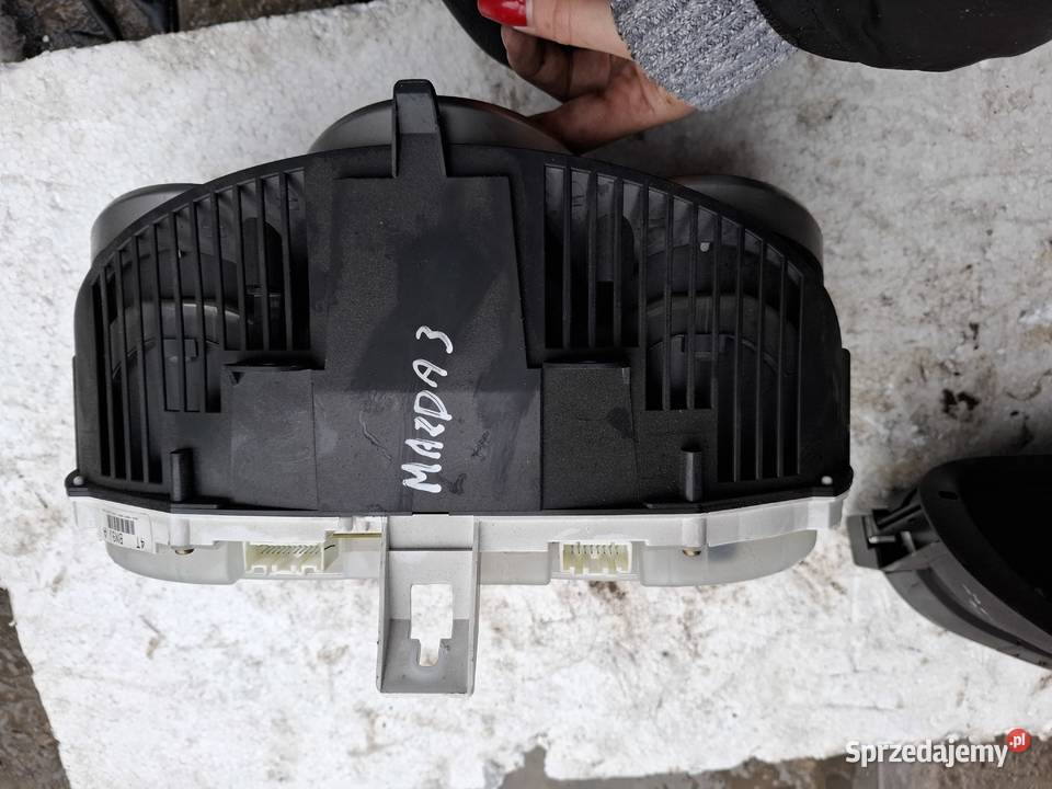 Licznik Zegary Mazda III 3 osobowe