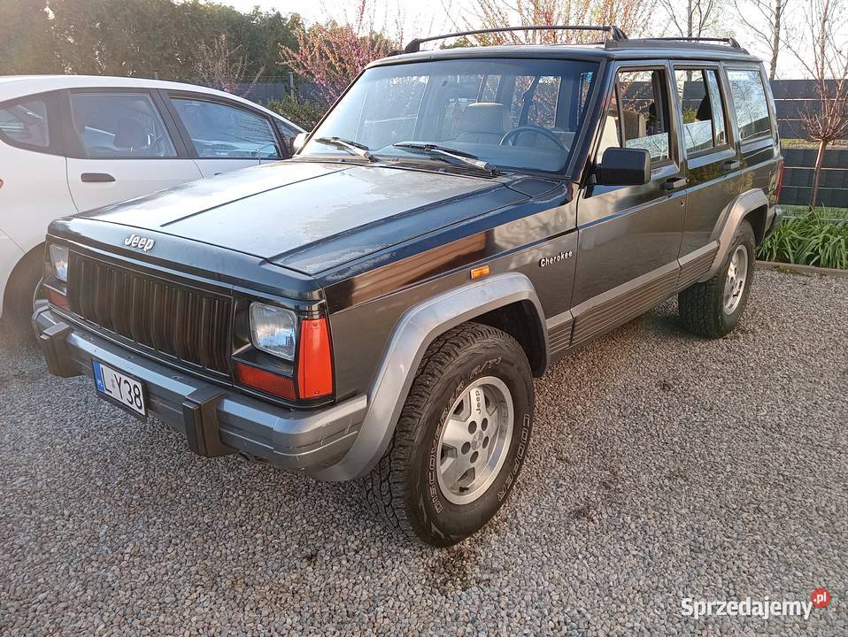 Jeep Cherokee XJ 40