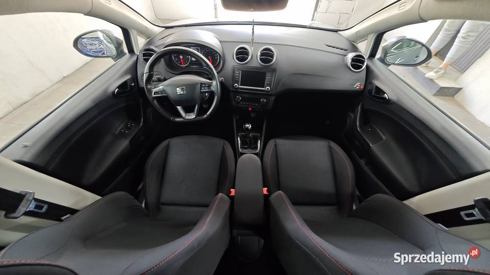 Seat Ibiza FR ładny i zadbany samochód Polo GTI wielofunkcyjna kierownica