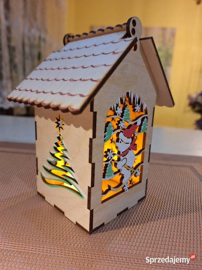 Szopka podświetlona wewnątrz Strzyżów