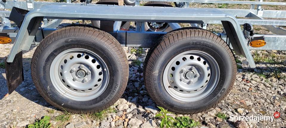 Przyczepa podłodziowa do 81m 3000DMC dostawa 2443kg Do samochodów osobowych Piła