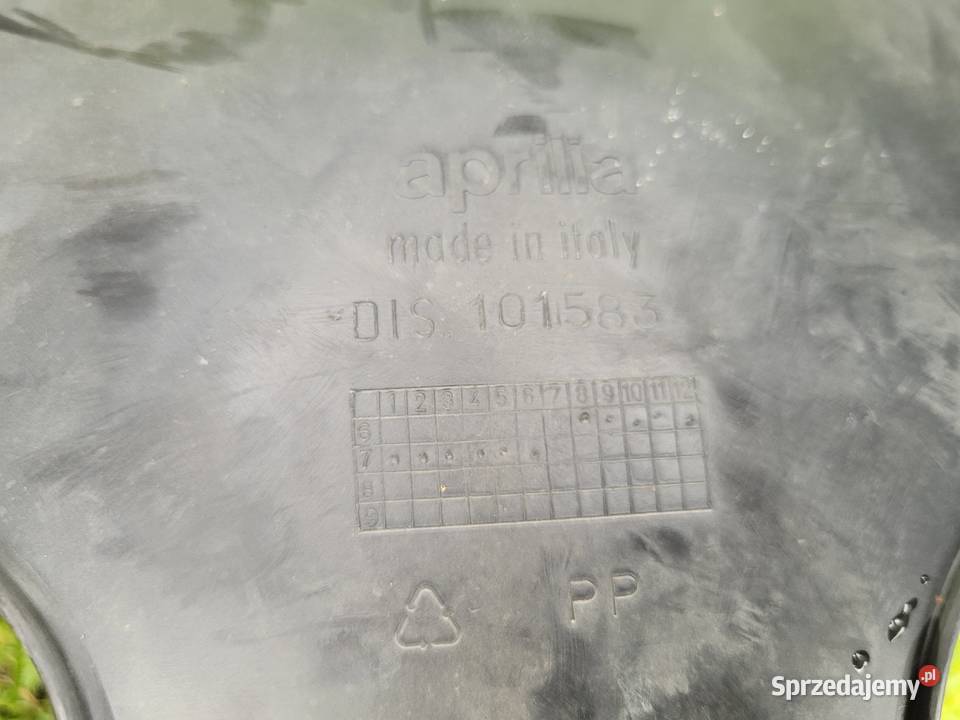 APRILIA SR czasza czacha przod owiewka migacz wielkopolskie