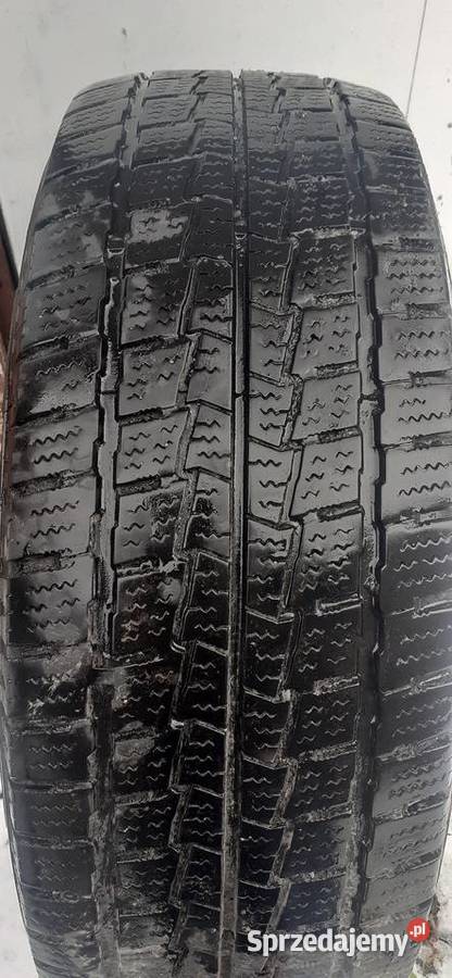 Opona Hankook Winter RW06 23565R16C 65