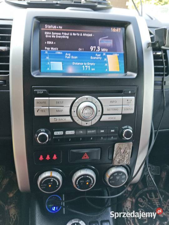 Pięknego Xtrail 2012 zamienię światła przeciwmgielne lubelskie Zamość sprzedam