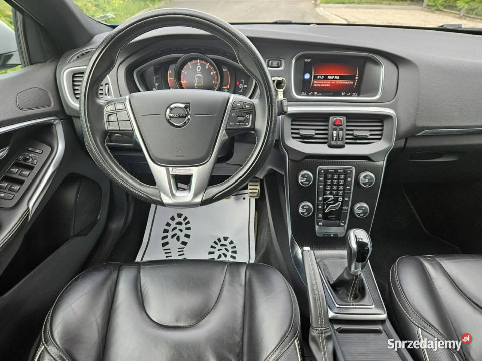 Volvo V40 20 benzyna 100 Fabryczny Lakier Opoczno sprzedam