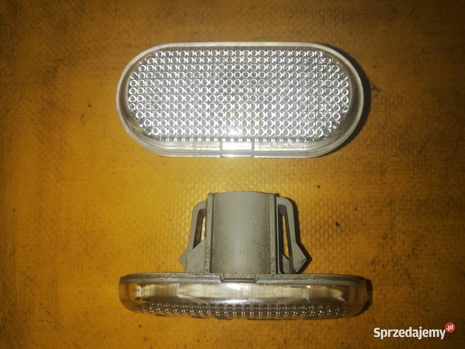 kierunkowskaz Renault MeganeScenic 1 Clio 2 osobowe