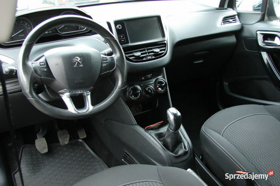 Peugeot 208 12 E 90 Klima I 20122019 benzyna Piła sprzedam