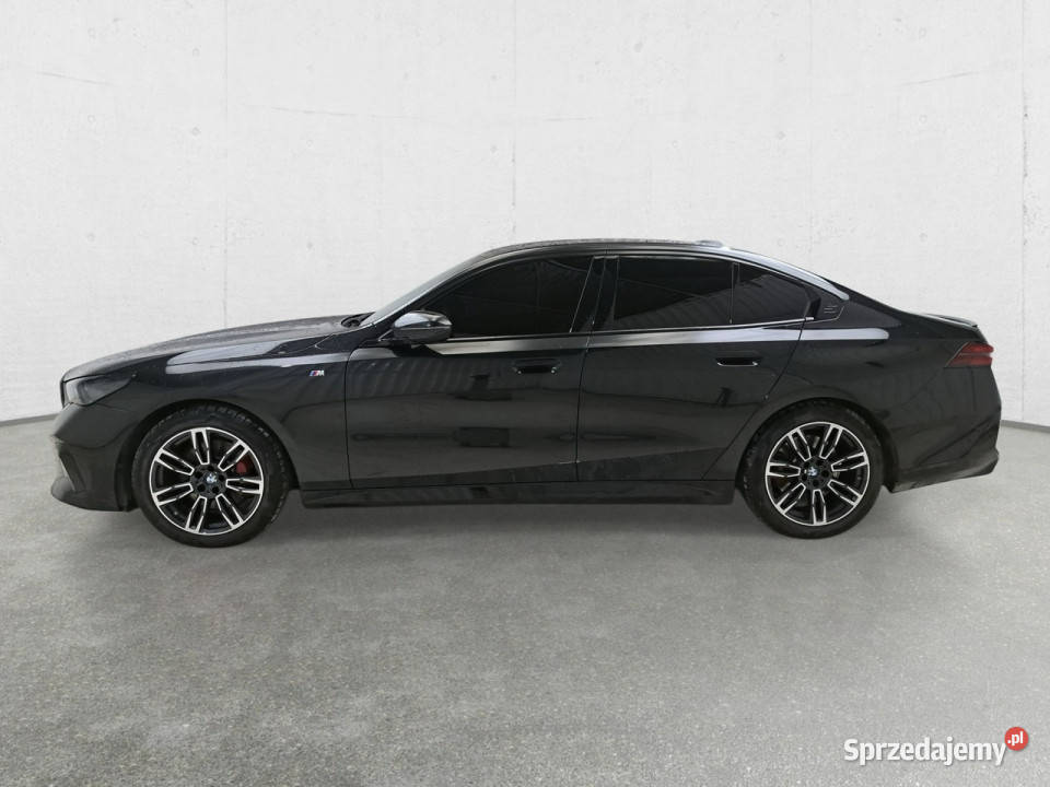 BMW 520 G60 2023 Komorniki