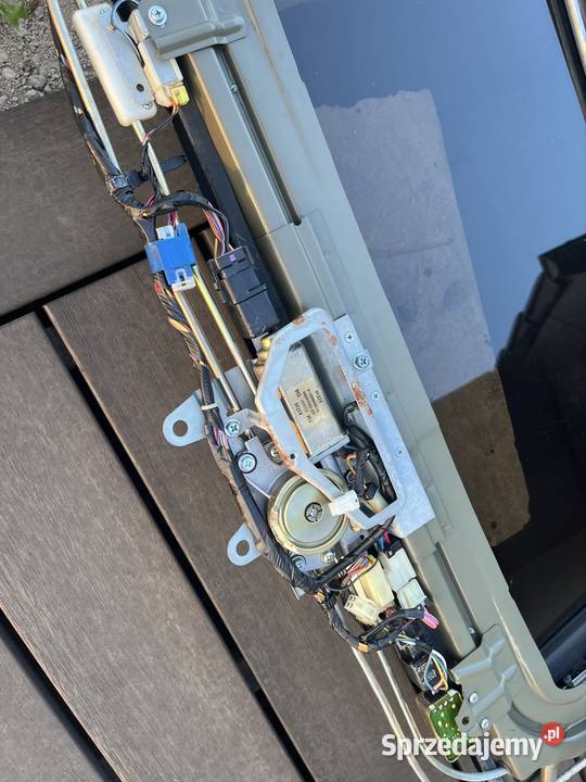 Nissan Sunny 19861990 N13 szyberdach elektryczny osobowe Kluczbork