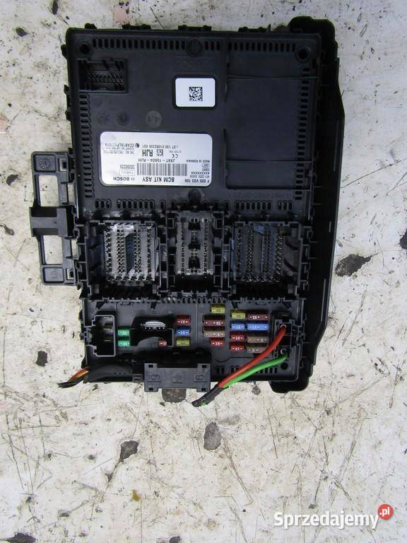 SKRZYNKA BEZPIECZNIKÓW 10 ECO FORD FOCUS MK4 HB osobowe