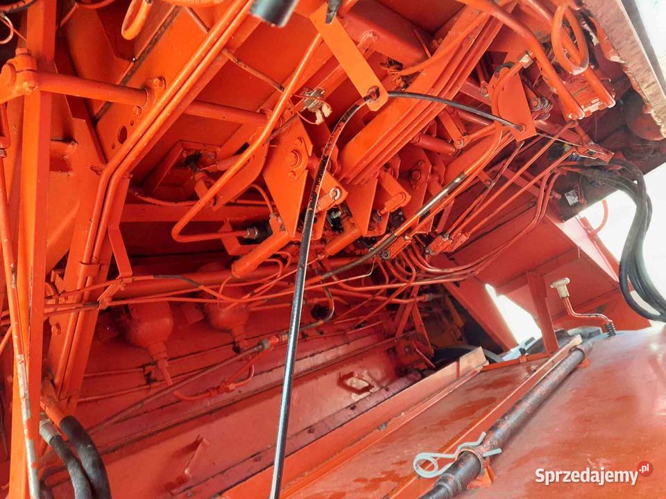 Sprzedam kombajn Bizon na podwoziu i