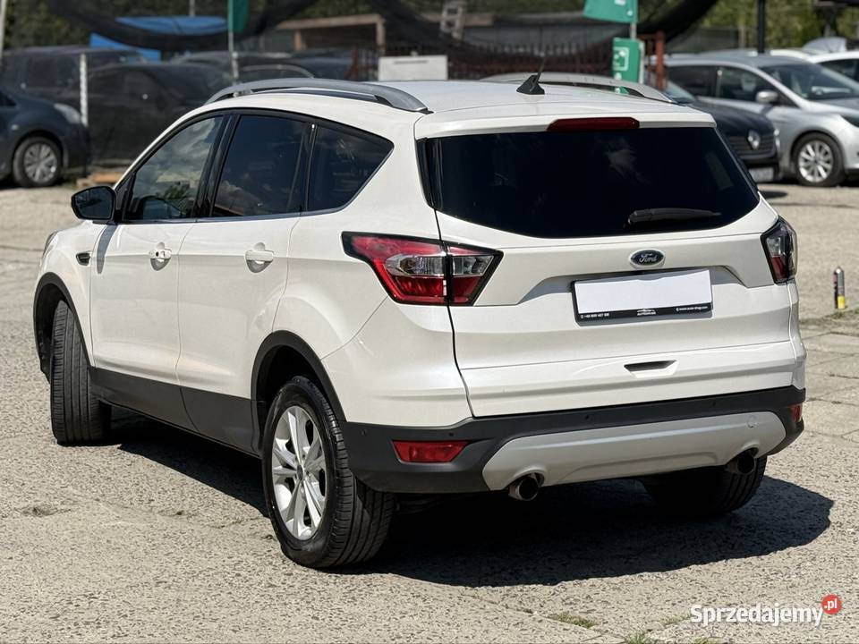 Ford kuga nowy 82 przebieg aluminiowe felgi