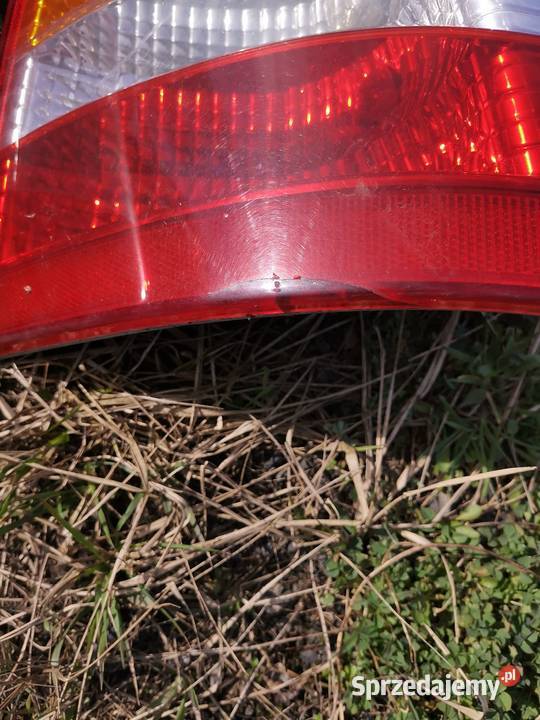 Adrea 2 lampy tył osobowe
