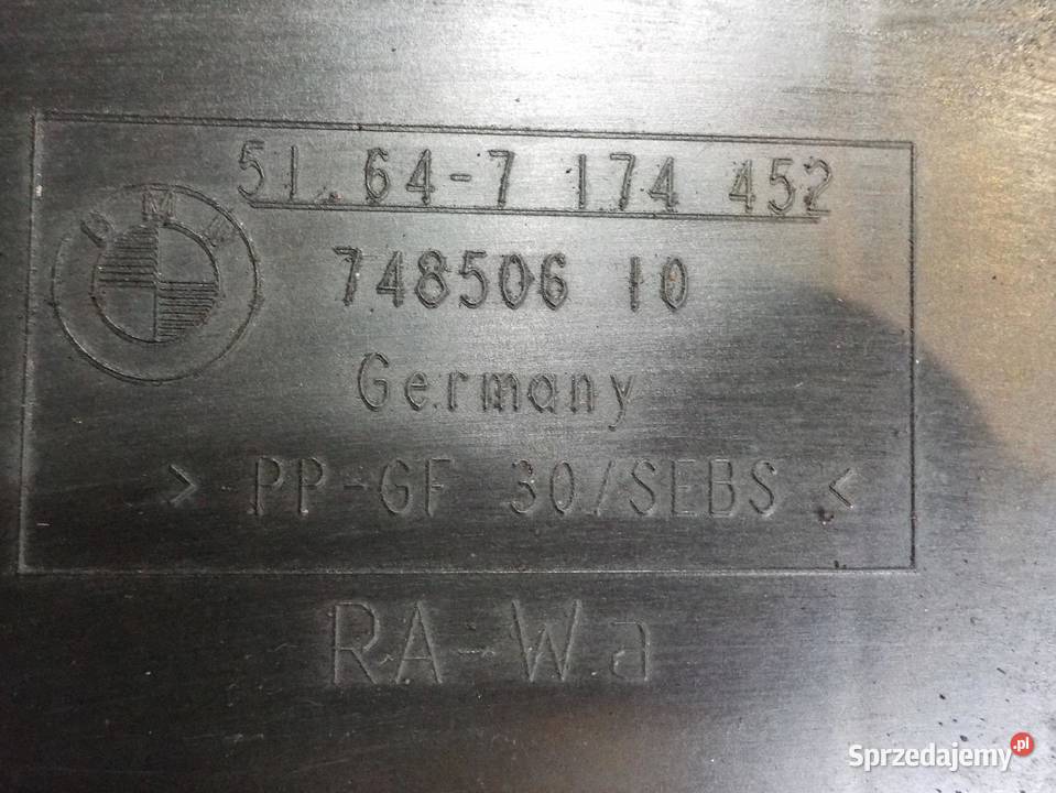 BMW 1 E87 LIFT 07r kierownica powietrza 7174452 Kierownice powietrza Suków