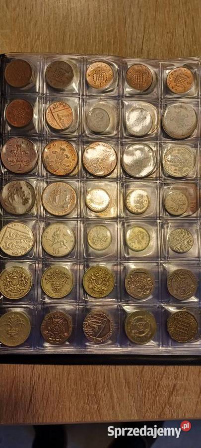 Europa dwa albumy z 458 monetami Kotlin
