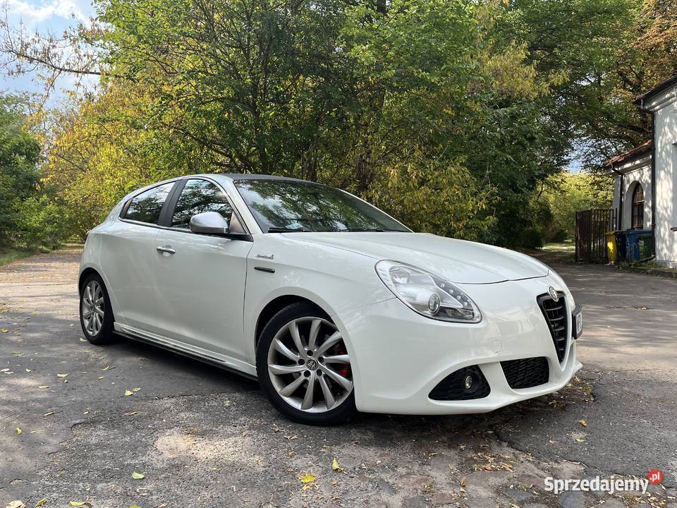 Alfa Romeo Giulietta 14 170 TCT Rok produkcji 2011 Warszawa