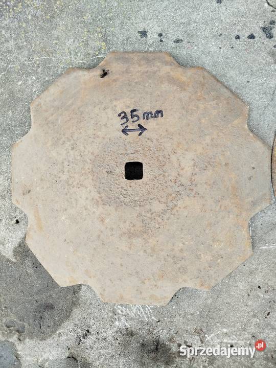 Talerze 560 uzębiony i gładki talerzówka