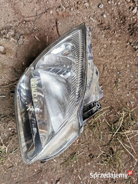 Lampa reflektor przód suzuki ignis stanley p2753 Oświetlenie Międzychód