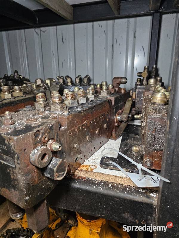 Rozdzielacz hydrauliczny Case 595 Fermec 760 860 Układ hydrauliczny Gdynia