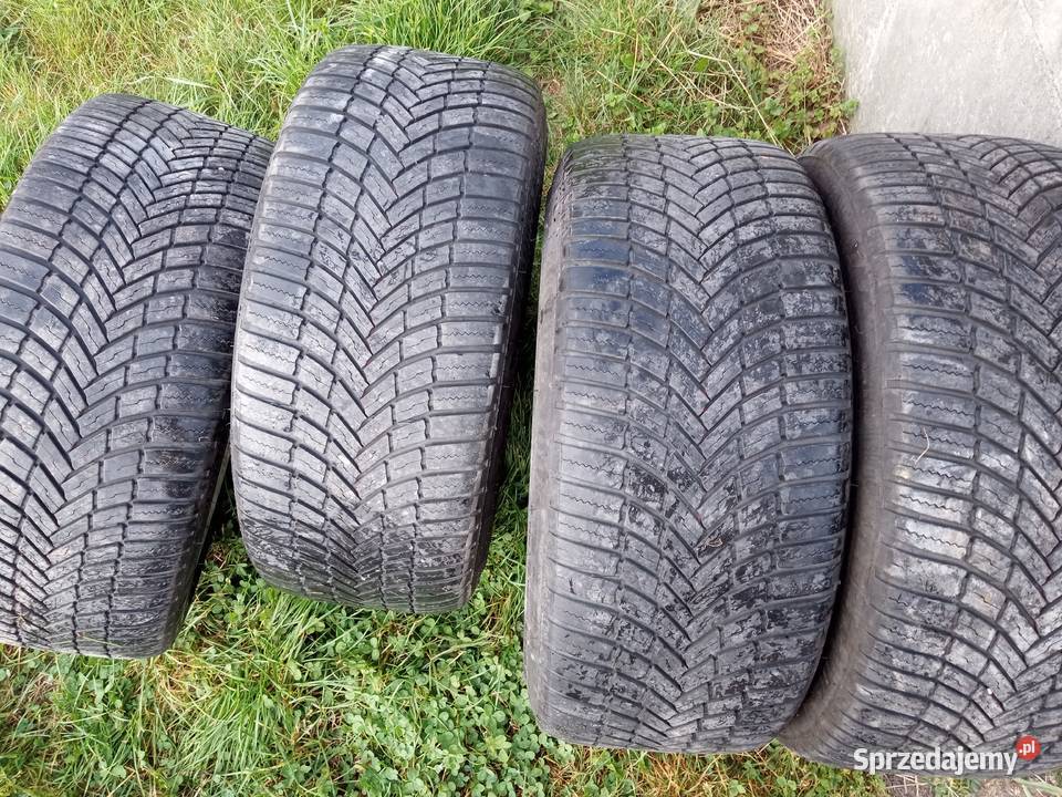 Opony Bridgestone 22545 17 4 wielosezonowe Łańcut