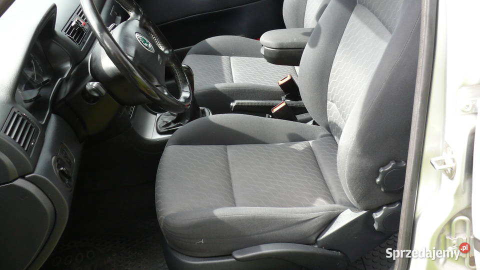 Skoda Octavia 20 benzyna 2004r Combi klimatyzacja