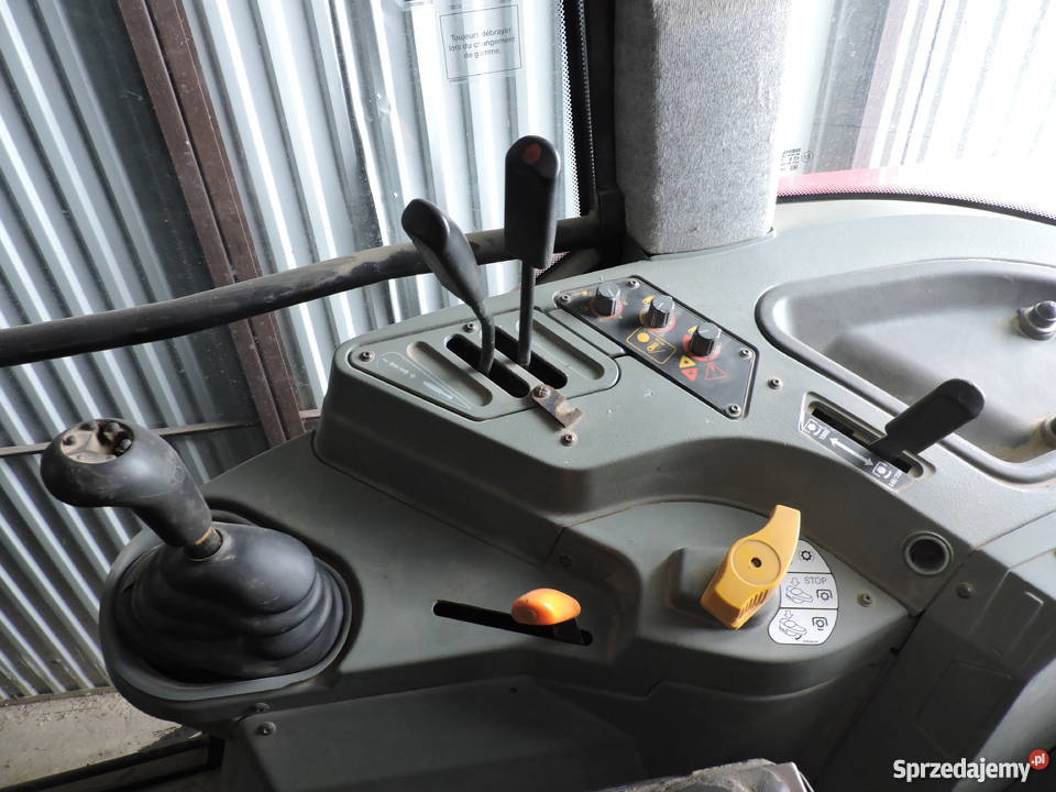 ciognik massey ferguson 6235 Babice sprzedam