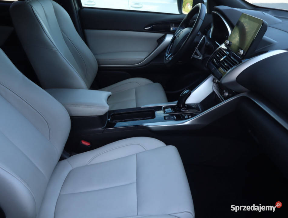 Mitsubishi Eclipse Cross PluginHybrid 2360cm3 Łódź sprzedam
