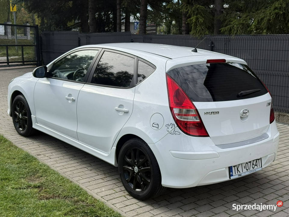 Hyundai i30 14 Benzyna Serwisowany Gwarancja Piekoszów