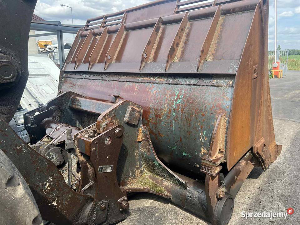 Komatsu WA320 2013r NIEUSZKODZONY nie Kościelec