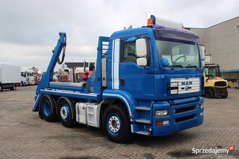Bramowiec 3 osiowy 6x2 Man TGS Warszawa