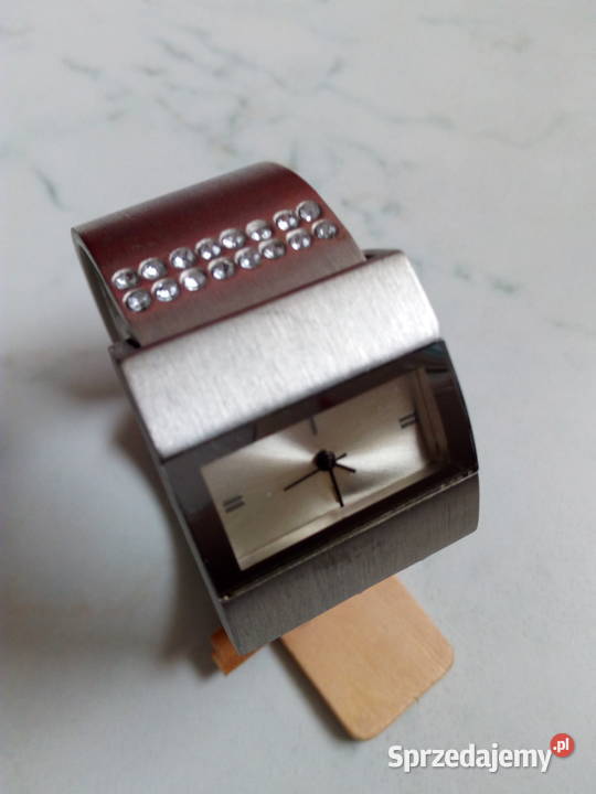 Damski zegarek na reke lubelskie Puławy