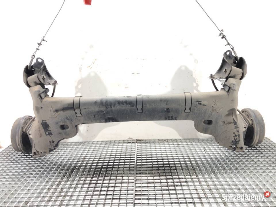 BELKA TYŁ DACIA DUSTER Hatchback TYLNA