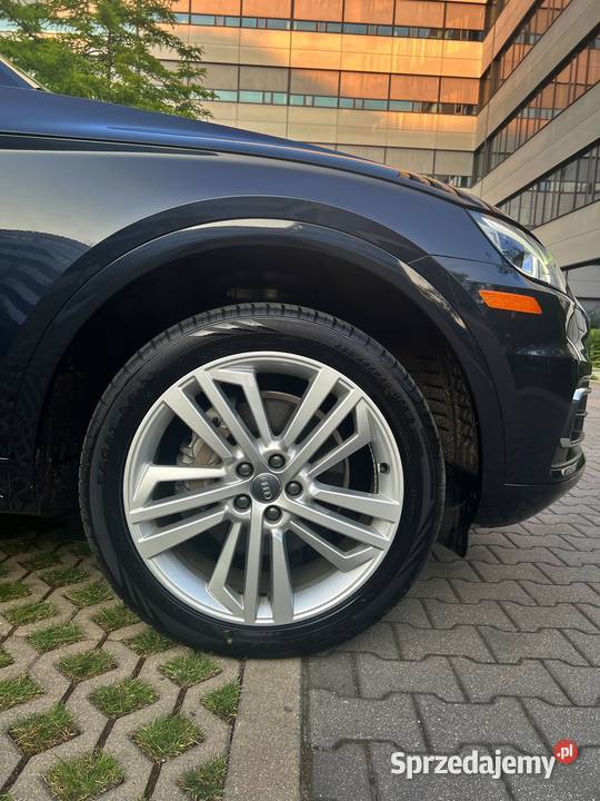 Audi Q5 20 Benzyna TFSI Quattro 252 2020r Poznań