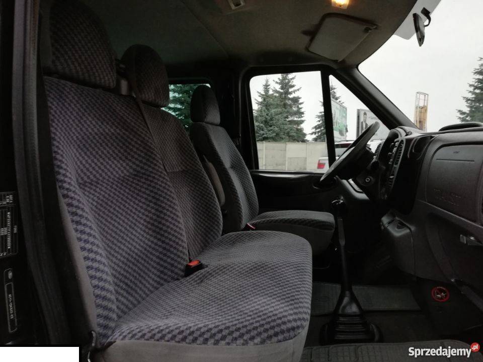 Ford TRANSIT 2O 1OO BRYGADÓWKA 6 osobowa Rok produkcji 2005 Leszno